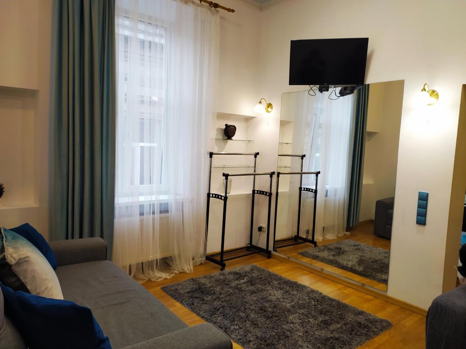 Apartments Anna Lviv Exterior photo