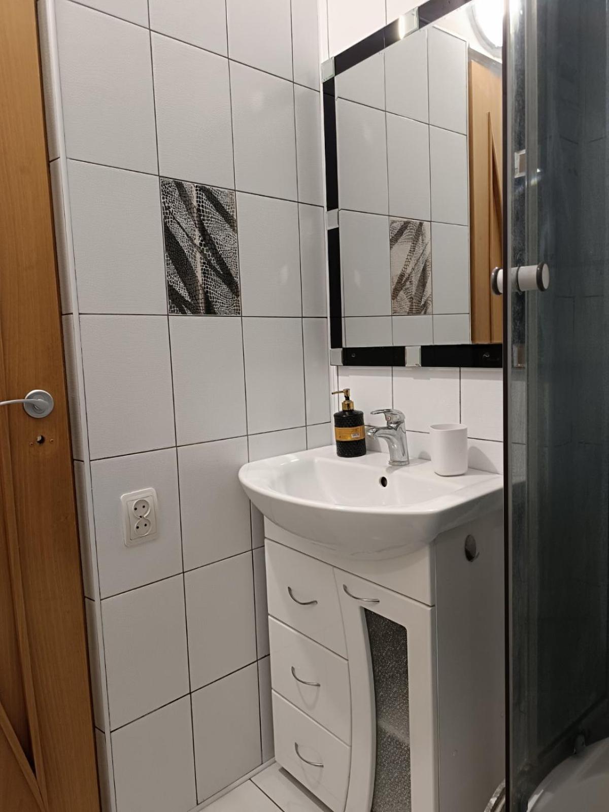 Apartments Anna Lviv Exterior photo